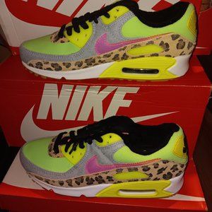 Nike Air Max 90 LX